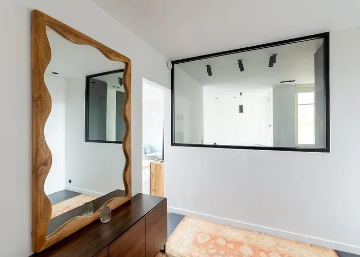 Fancy Apartment - Champs Elysees